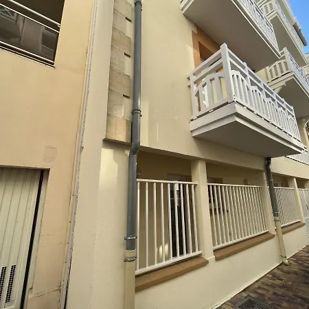 Confortable T3 Au Centre D'arcachon, Pres De La Plage, Pkg Securise, Wifi, A Pied - Fr-1-374-192 * Arcachon